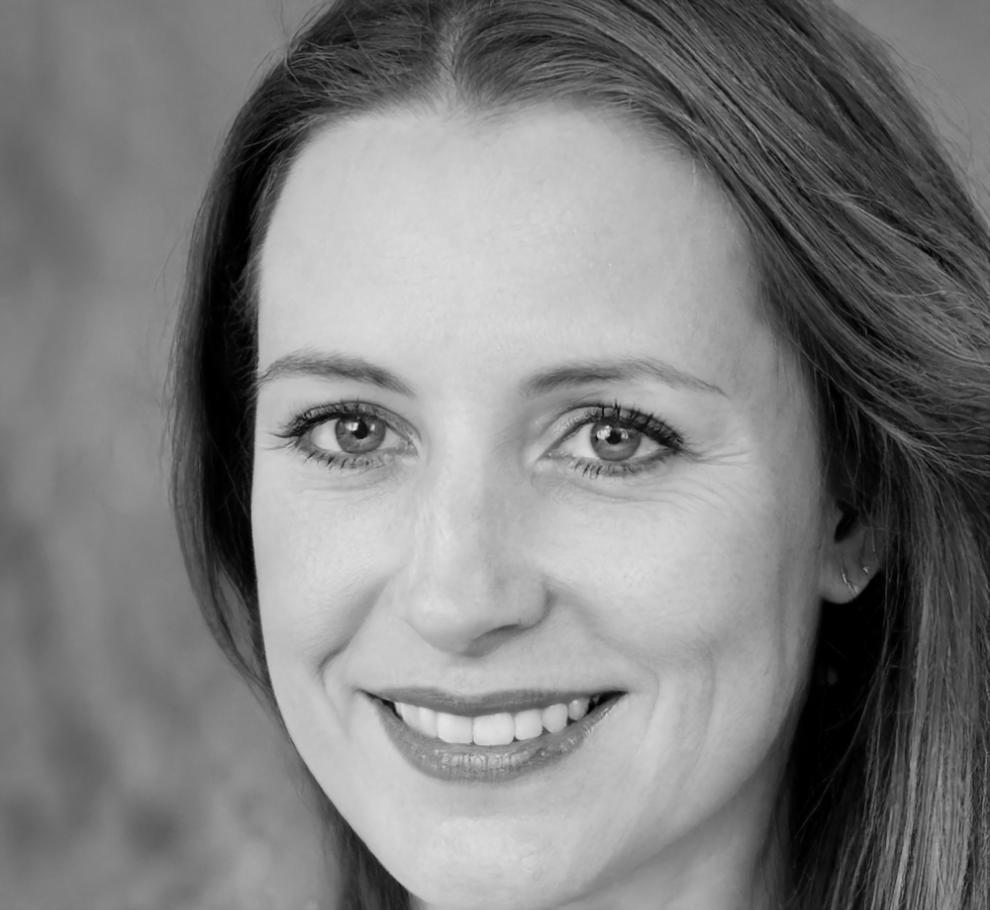 Camille Dumont, Responsable programmes entreprise chez mirevalionex